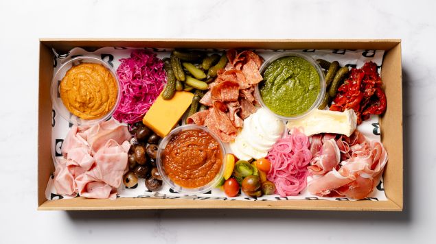 Melbourne Cup Lite Bite Platter 